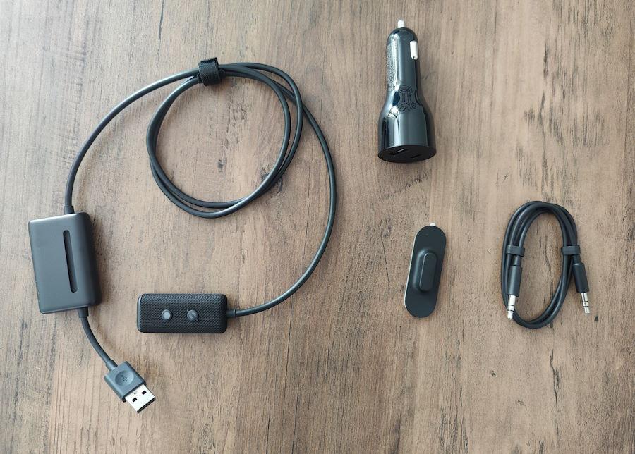 Der Lieferumfang des Echo Auto 2