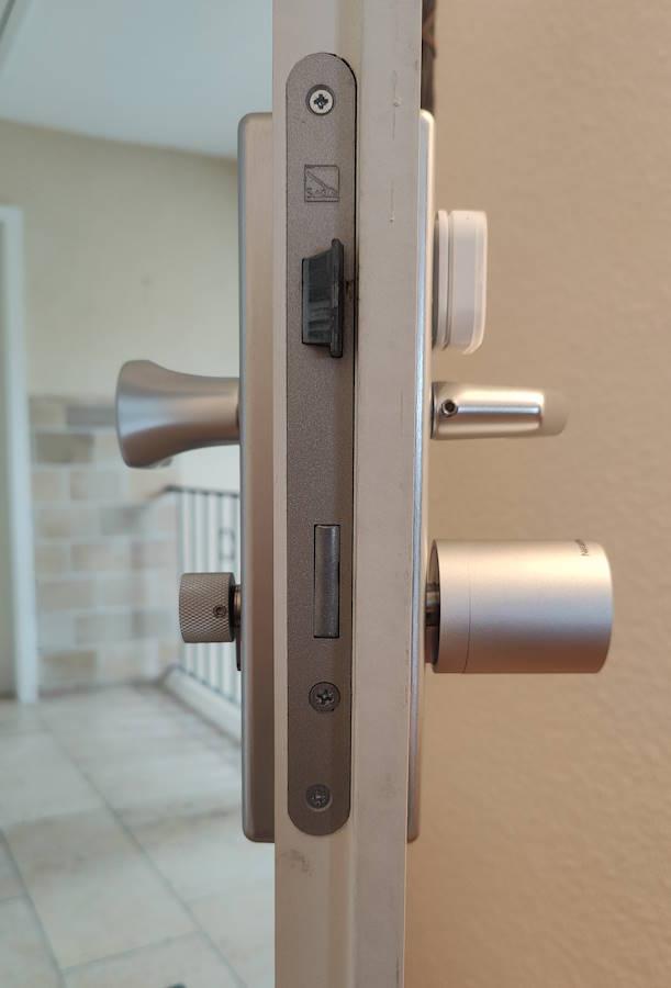 Das T&uuml;rschloss nach dem Einbau